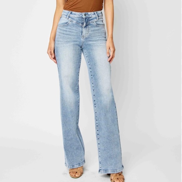 NWT Judy Blue Retro Wide Leg High Rise Jeans Size 13/31 Style JB88673 Med Blue - Picture 1 of 10